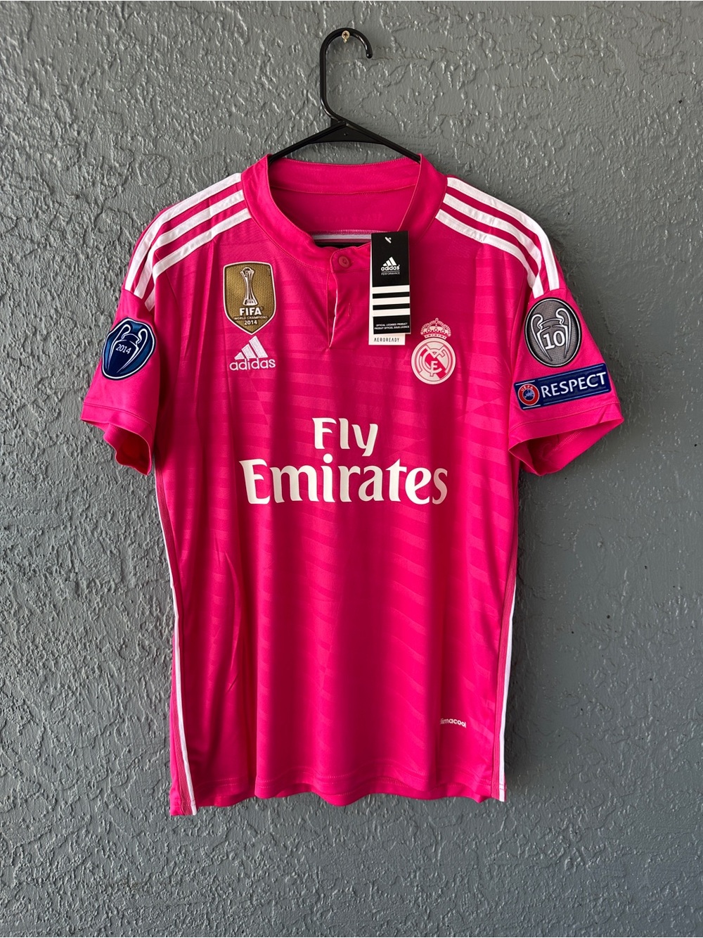 Real Madrid Ronaldo 2014/15 Pink Soccer Jersey Men Size - Picture 2 of 4